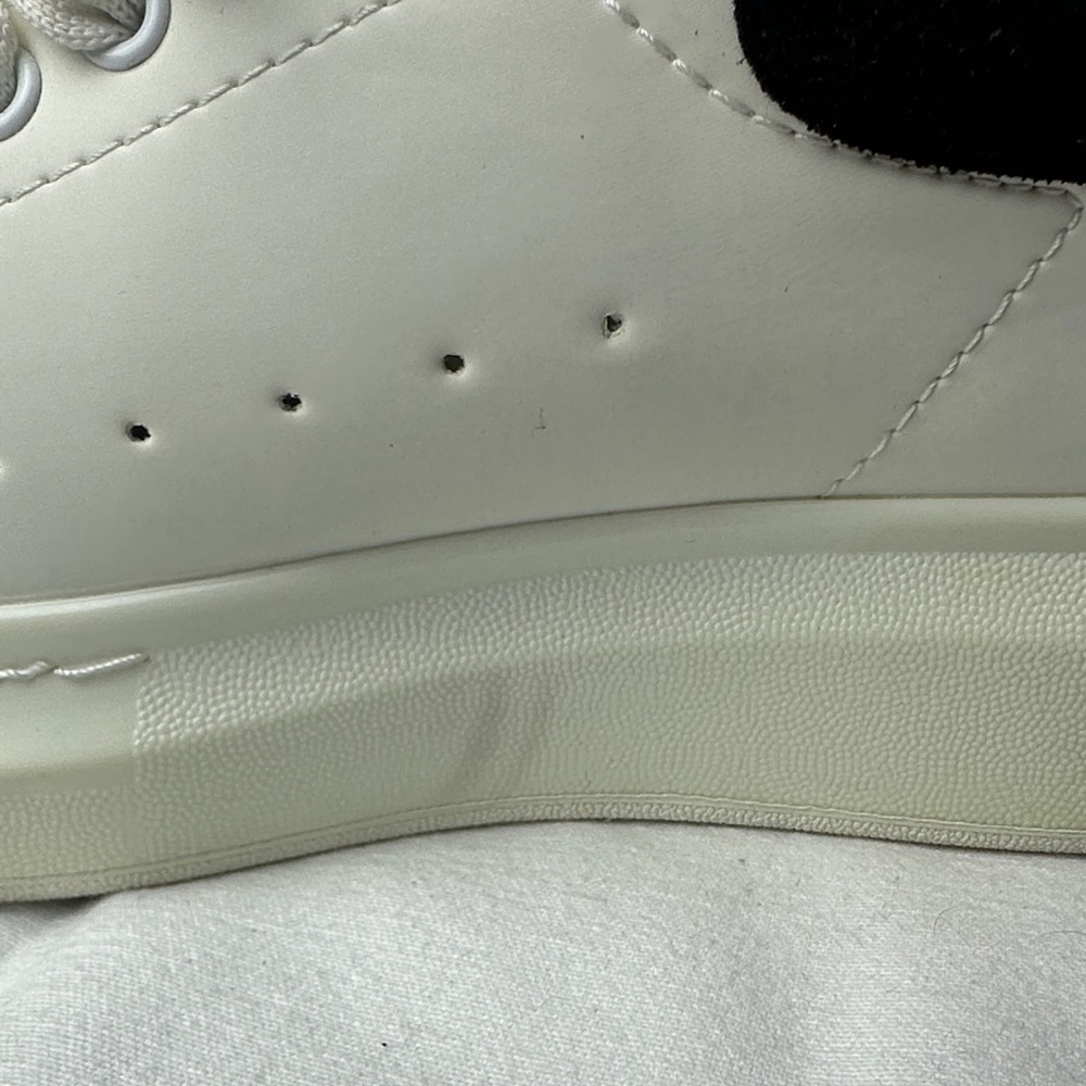 Alexander McQueen White Sneakers with Black Heel - Picture 7 of 8